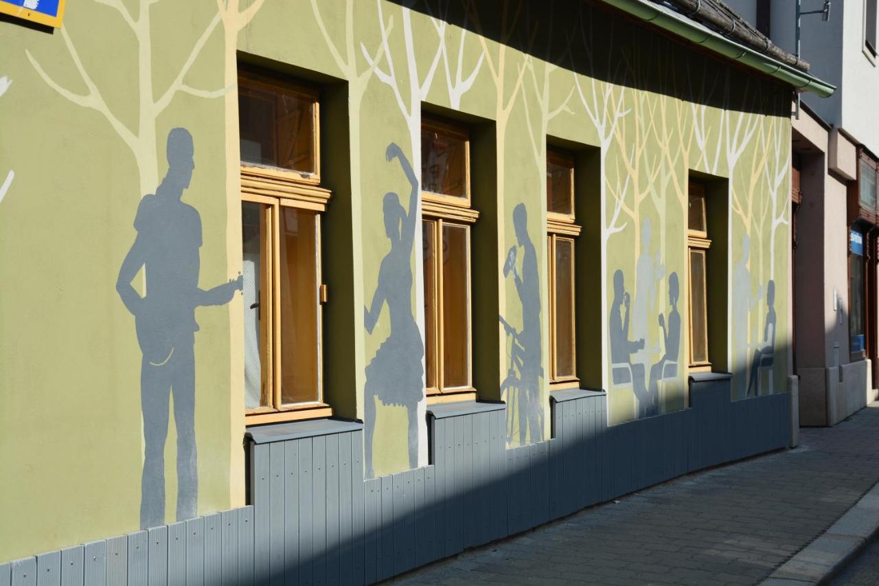 Penzion a bistro U Šelongů - Gentleman Jindřichův Hradec Exterior foto
